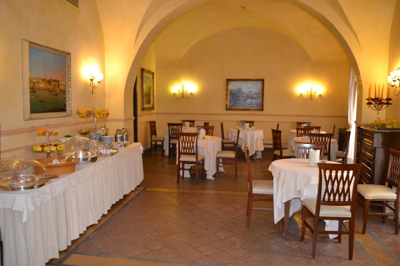 Hotel La Ville Katanya 3*,